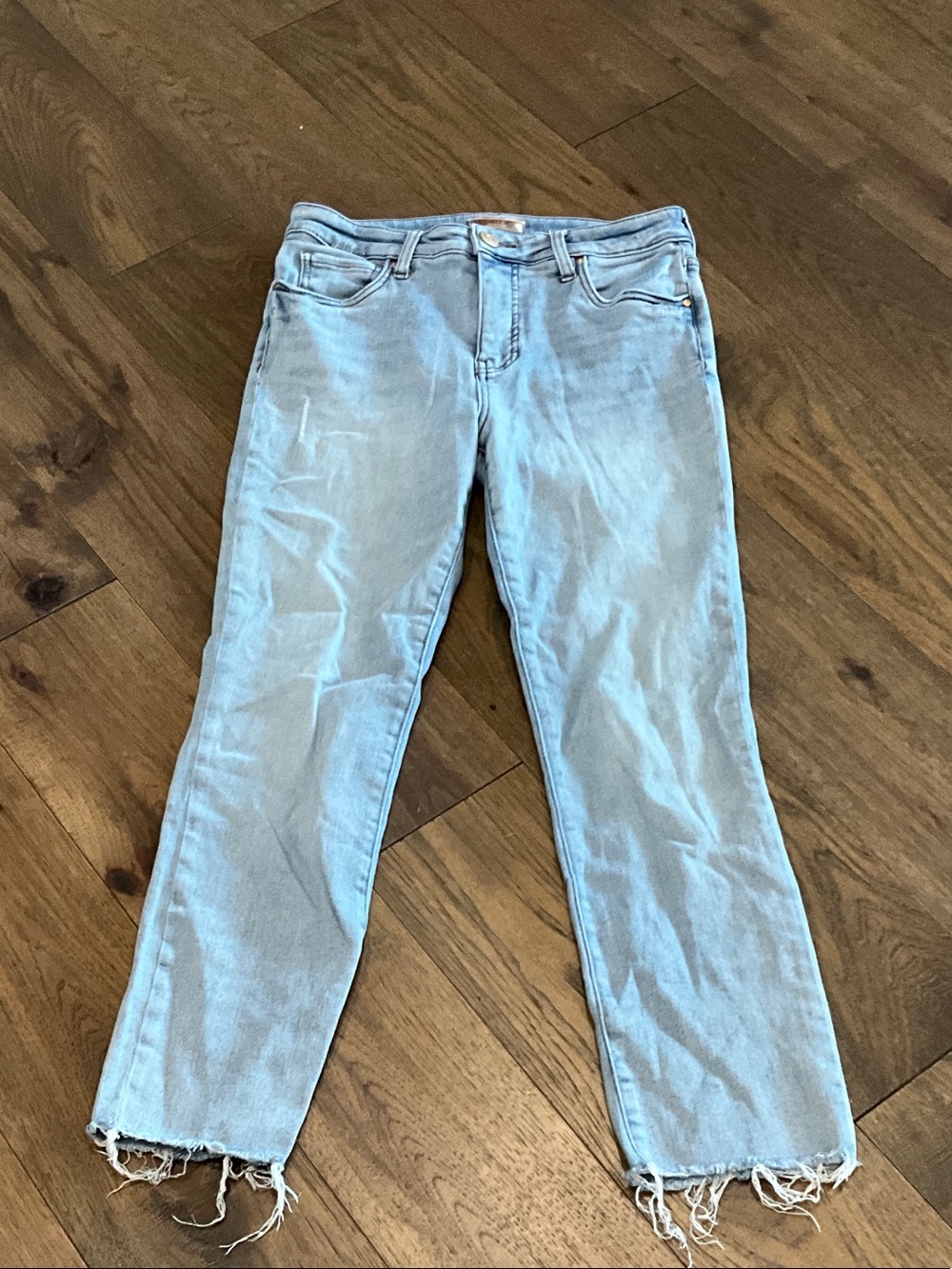 Kut from the Kloth Light Blue Frayed Hem Jeans